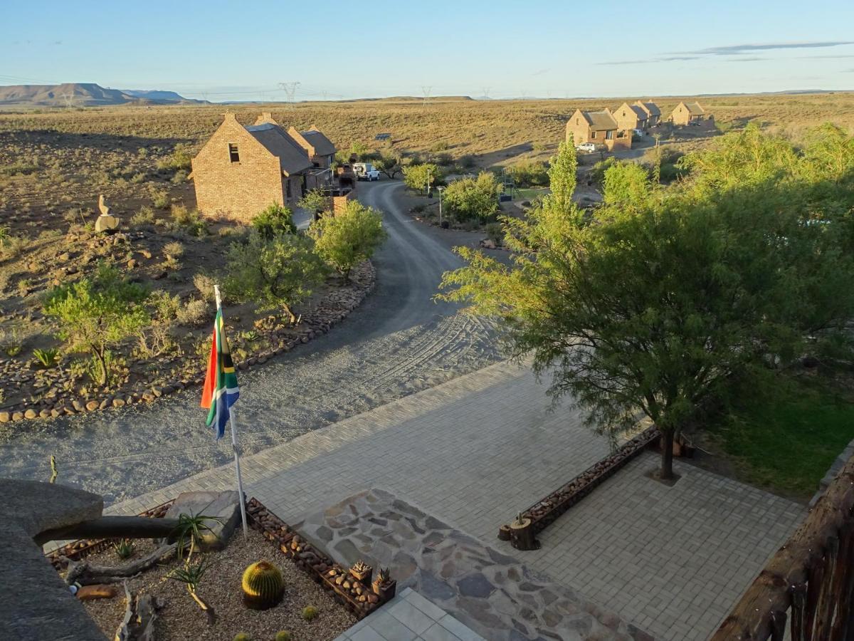 Teri-Lemveli Lodge Beaufort West Esterno foto
