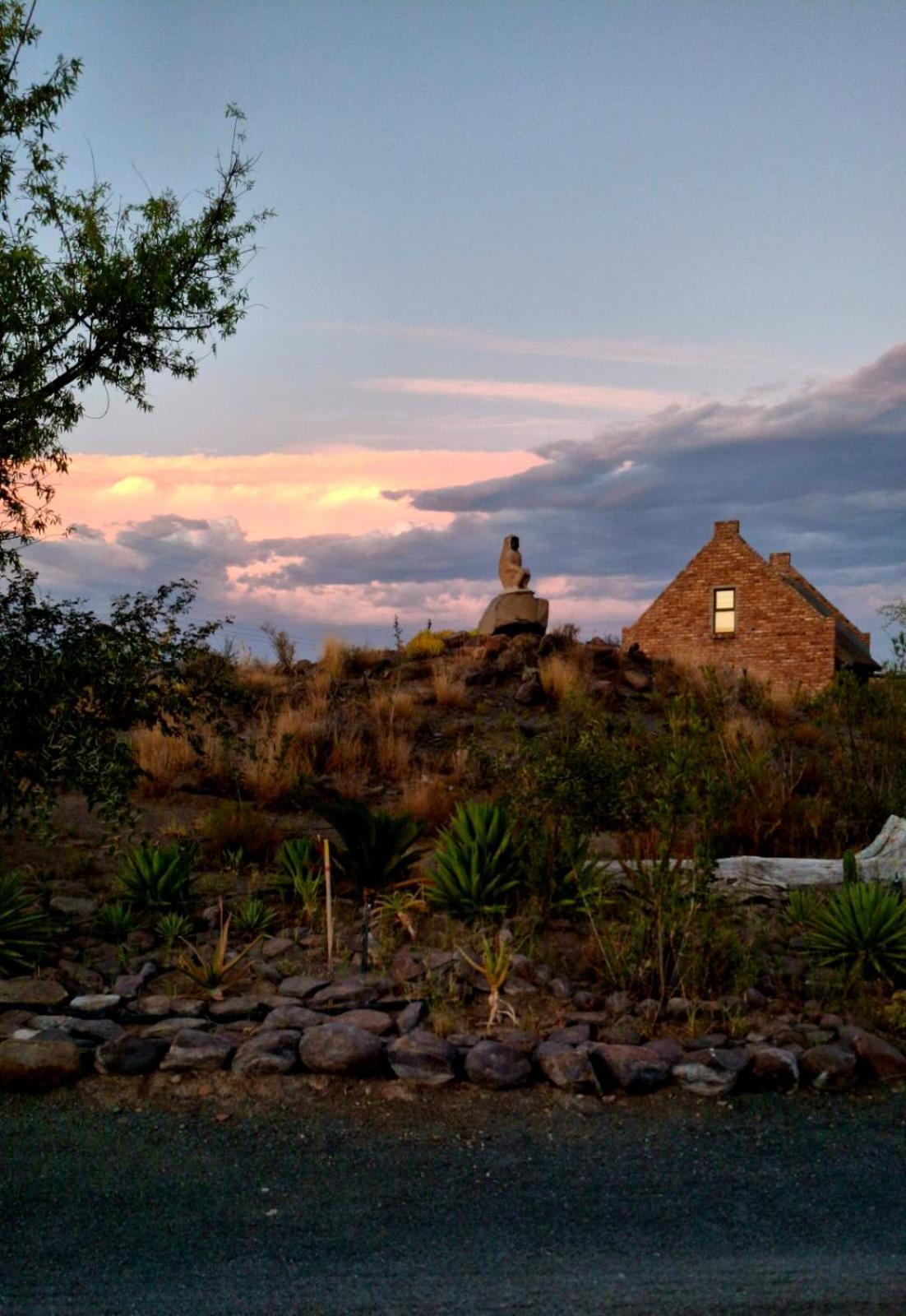 Teri-Lemveli Lodge Beaufort West Esterno foto