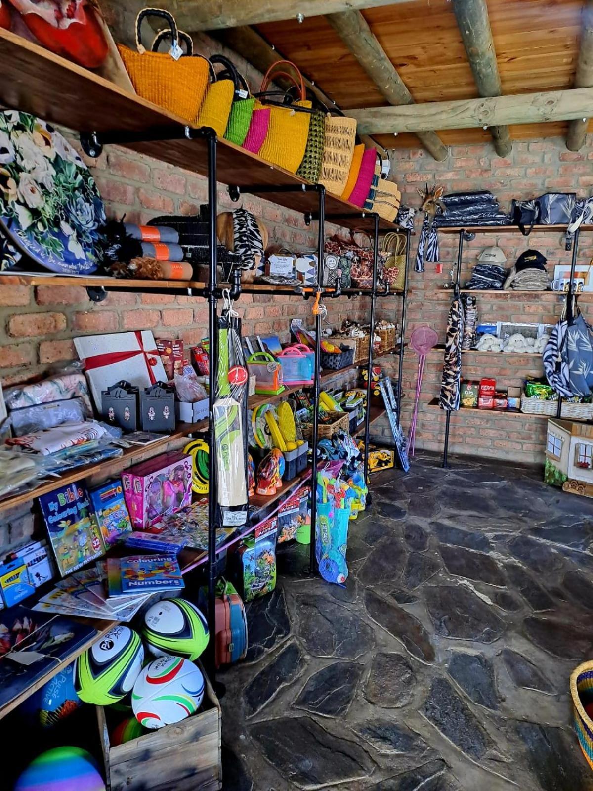 Teri-Lemveli Lodge Beaufort West Esterno foto