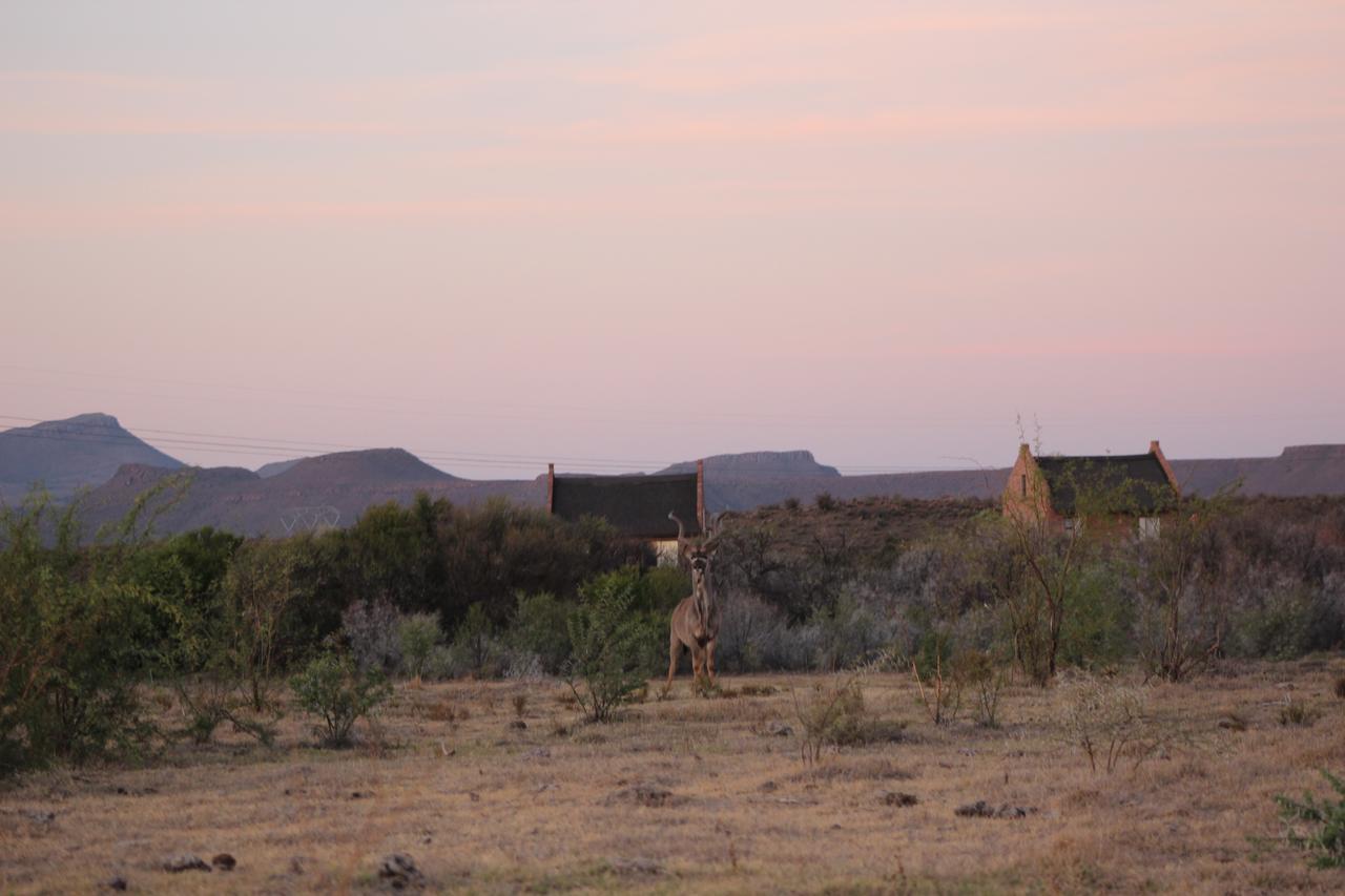 Teri-Lemveli Lodge Beaufort West Esterno foto